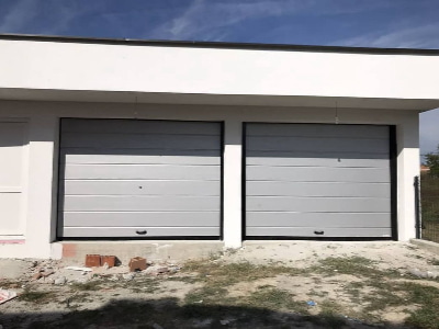 Punim me porosi dy porta automatike per klientin Punim me porosi dy porta automatike per klientin